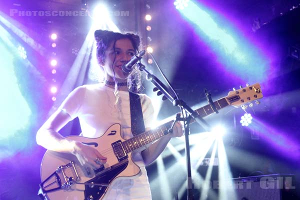 NAYA - 2018-10-17 - PARIS - Bus Palladium - 